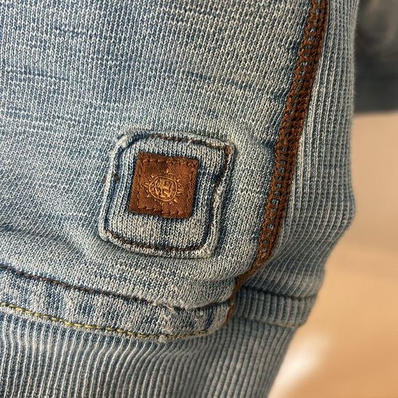 The Territory Ahead faux denim sweatshirt size medium - Picture 3 of 6
